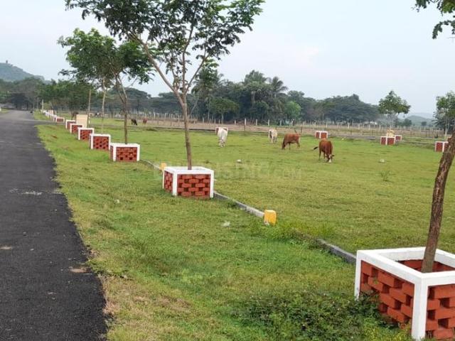 Residential Plot in Chengalpattu for resale Chennai. The reference number is 21012506