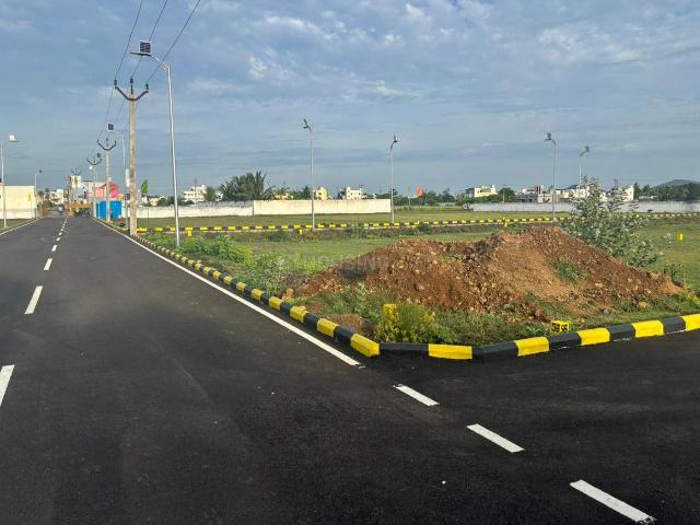 Residential Plot in Chengalpattu for resale Chennai. The reference number is 21327569