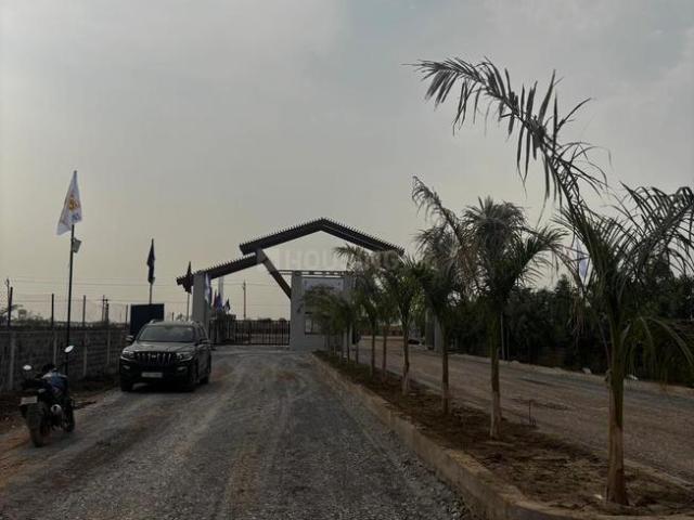 Residential Plot in Chhachhanpairi for resale Raipur. The reference number is 19812806