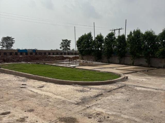 Residential Plot in Chhachhanpairi for resale Raipur. The reference number is 21122157