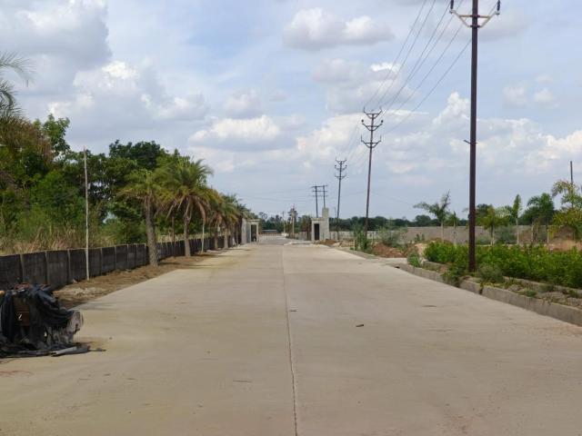 Residential Plot in Chhachhanpairi for resale Raipur. The reference number is 21122553