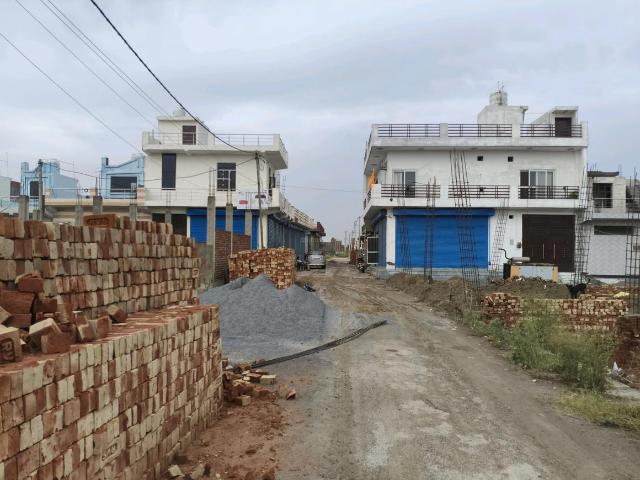Residential Plot in Chhapraula for resale Ghaziabad. The reference number is 17638894