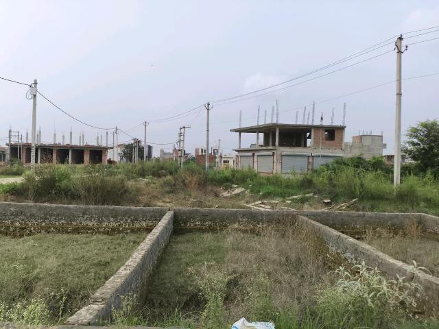 Residential Plot in Chhapraula for resale Ghaziabad. The reference number is 20803440
