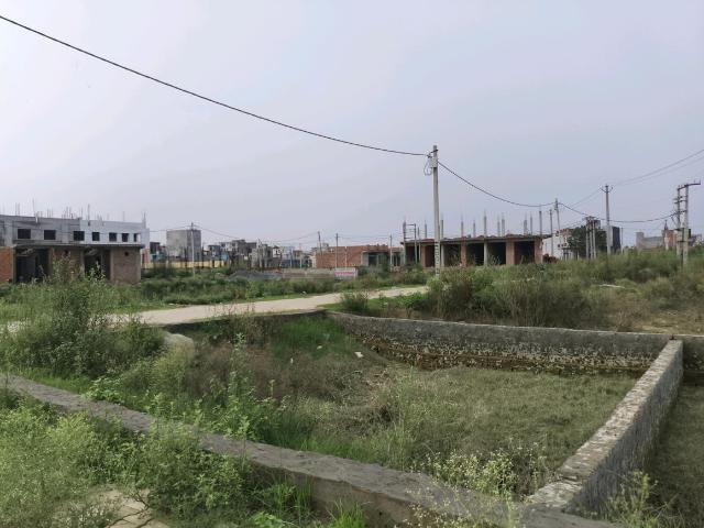 Residential Plot in Chhapraula for resale Ghaziabad. The reference number is 20803480
