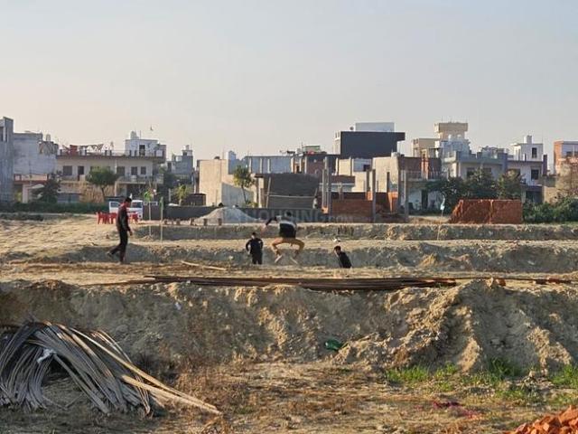 Residential Plot in Chhapraula for resale Ghaziabad. The reference number is 21063242