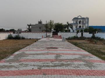 Residential Plot in Chi V for resale Greater Noida. The reference number is 20166244