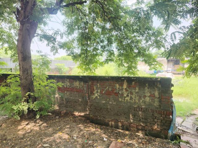 Residential Plot in Chi III for resale Greater Noida. The reference number is 20896521
