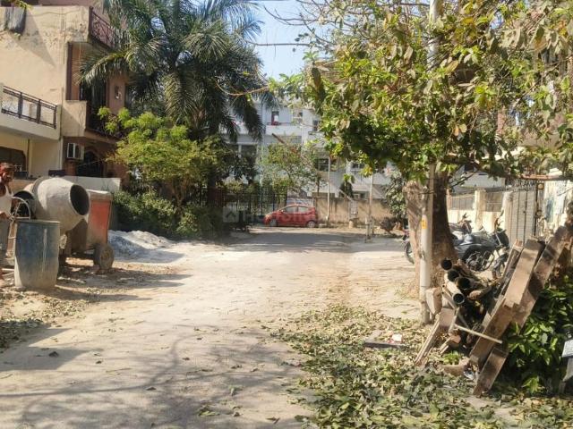 Residential Plot in Chi III for resale Greater Noida. The reference number is 20896521