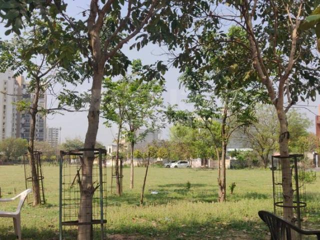 Residential Plot in Chi IV for resale Greater Noida. The reference number is 20896715