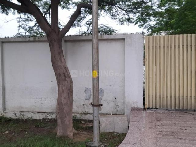 Residential Plot in Chi IV for resale Greater Noida. The reference number is 21028900