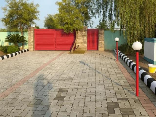 Residential Plot in Chinhat for resale Lucknow. The reference number is 19358901