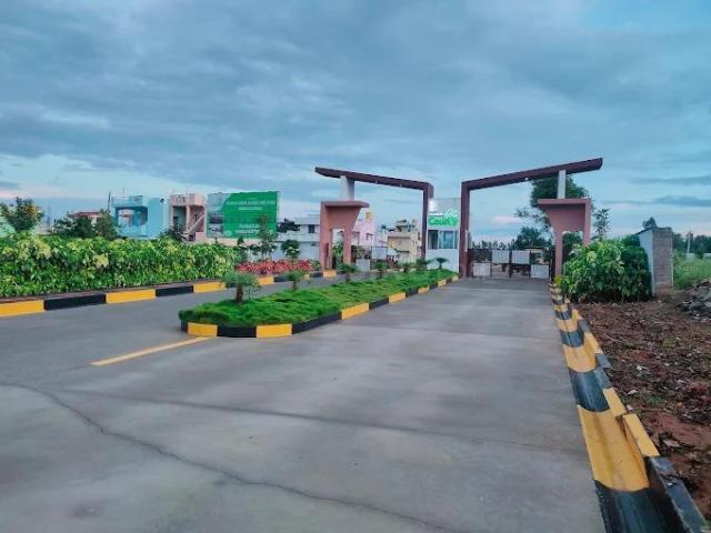 Residential Plot in Chikka Tirupathi for resale Kolar. The reference number is 21215608