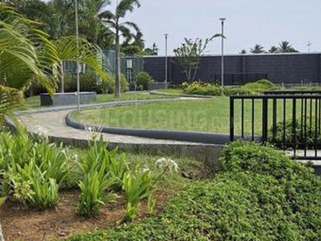 Residential Plot in Chikkaballapura Town for resale Chikballapur District. The reference number is 21370909