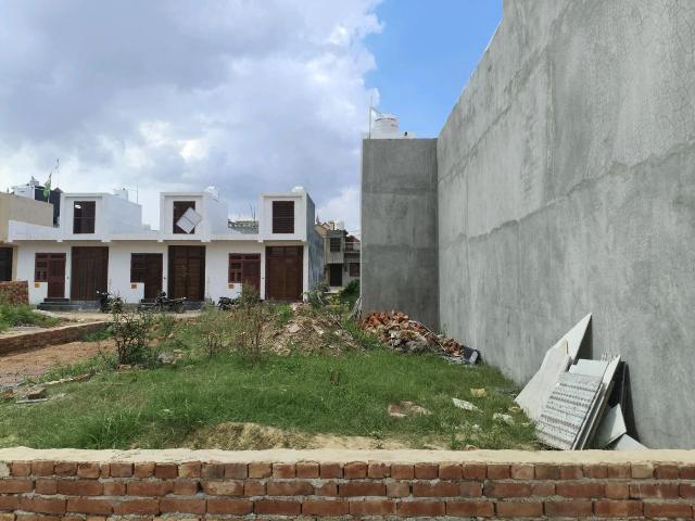 Residential Plot in Chipiyana Buzurg for resale Ghaziabad. The reference number is 21103741