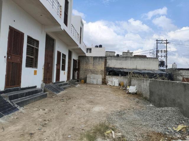 Residential Plot in Chipiyana Buzurg for resale Ghaziabad. The reference number is 21103757