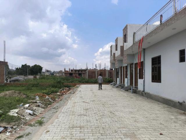 Residential Plot in Chipiyana Buzurg for resale Ghaziabad. The reference number is 21103801