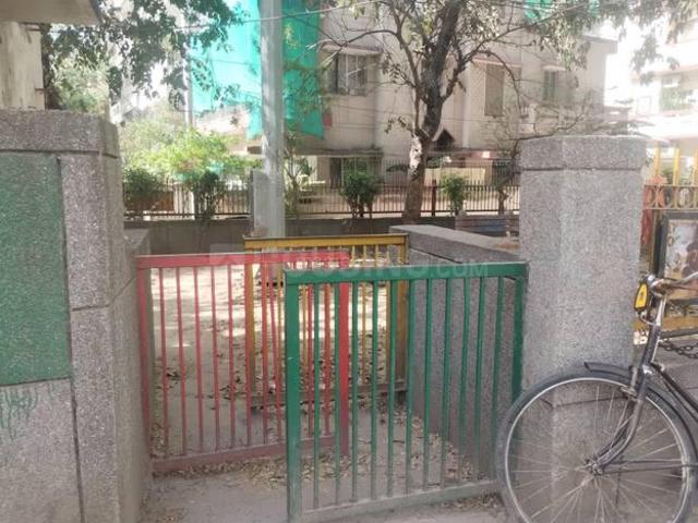 Residential Plot in Chittaranjan Park for resale New Delhi. The reference number is 21221933