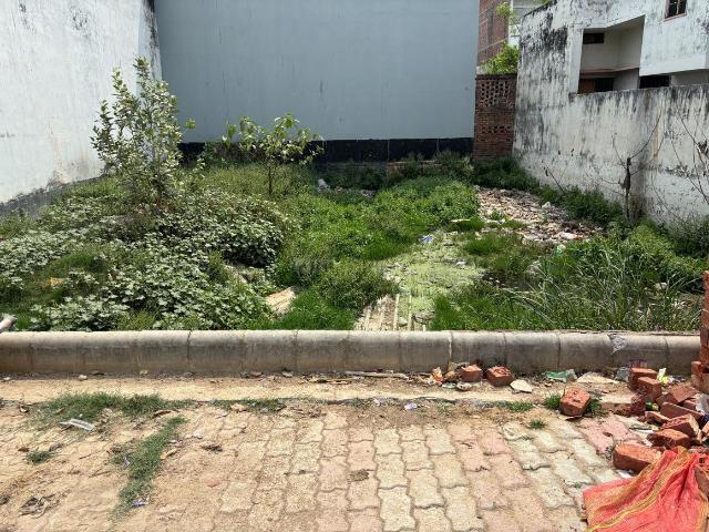 Residential Plot in Chitaipur for resale Varanasi. The reference number is 19760368