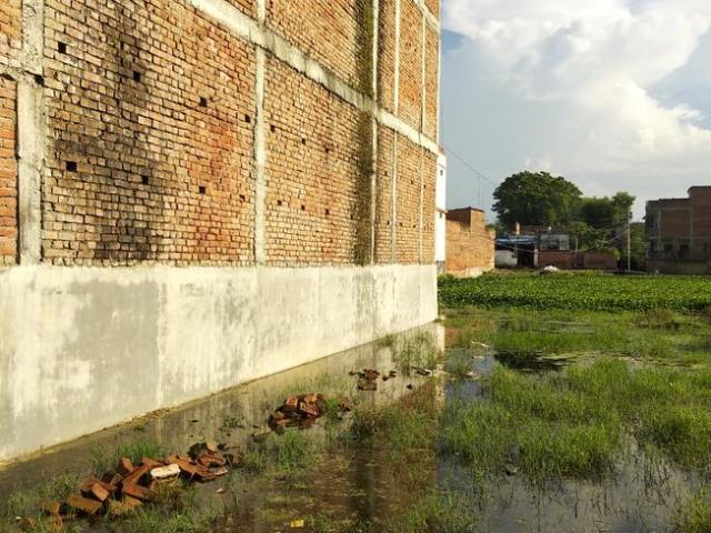 Residential Plot in Chitaipur for resale Varanasi. The reference number is 20546492