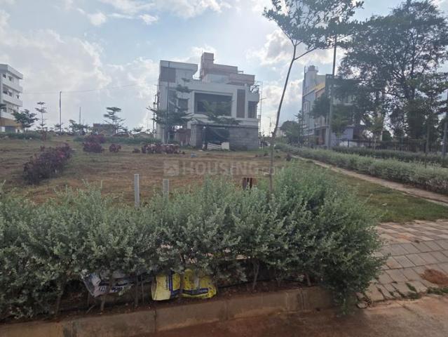 Residential Plot in Choranahalli for resale Mysore. The reference number is 20897401