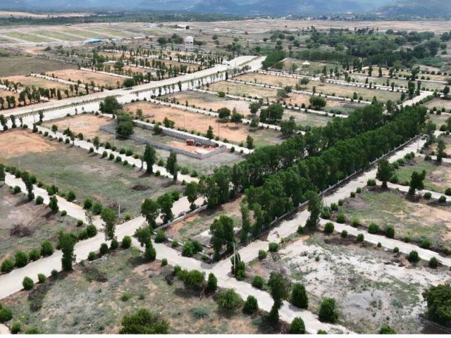 Residential Plot in Choutuppal for resale Yadadri Bhuvanagiri. The reference number is 20921766
