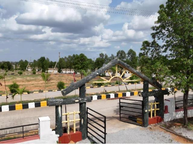 Residential Plot in Choutuppal for resale Yadadri Bhuvanagiri. The reference number is 20937550