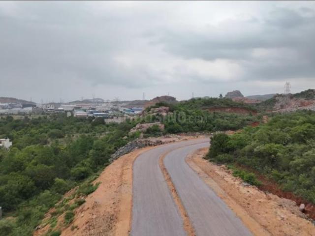 Residential Plot in Choutuppal for resale Yadadri Bhuvanagiri. The reference number is 20937606