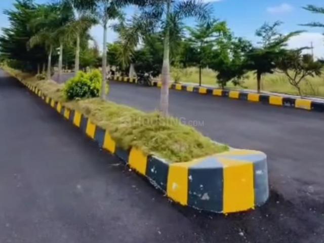 Residential Plot in Choutuppal for resale Yadadri Bhuvanagiri. The reference number is 20980297