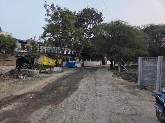 Residential Plot in Chuna Bhatti for resale Bhopal. The reference number is 20797405