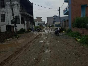 Residential Plot in Clement Town for resale Dehradun. The reference number is 20397349