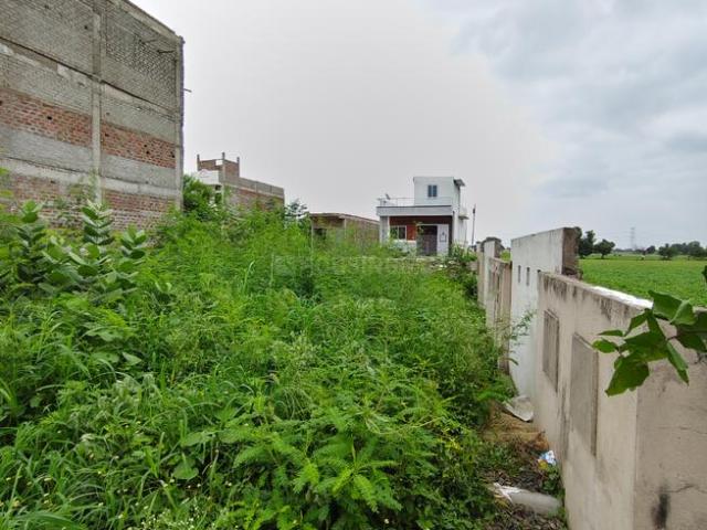 Residential Plot in County Walk Township for resale Indore. The reference number is 18124475
