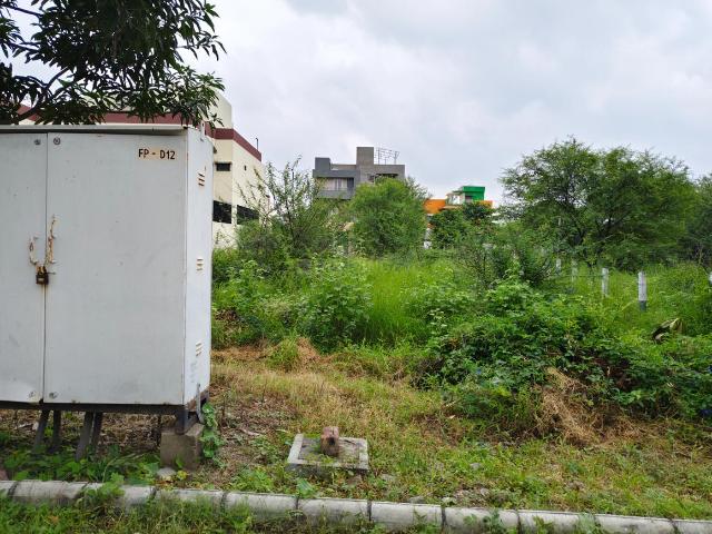 Residential Plot in County Walk Township for resale Indore. The reference number is 19026993