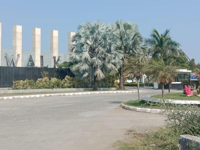 Residential Plot in County Walk Township for resale Indore. The reference number is 17458908