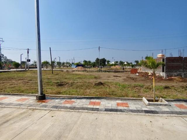 Residential Plot in County Walk Township for resale Indore. The reference number is 18952200