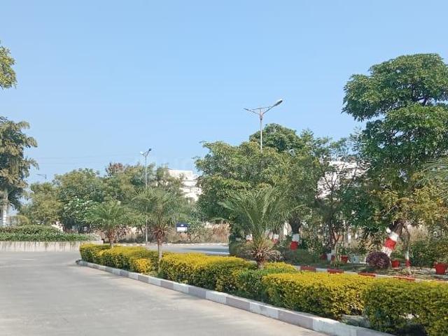 Residential Plot in County Walk Township for resale Indore. The reference number is 19447407