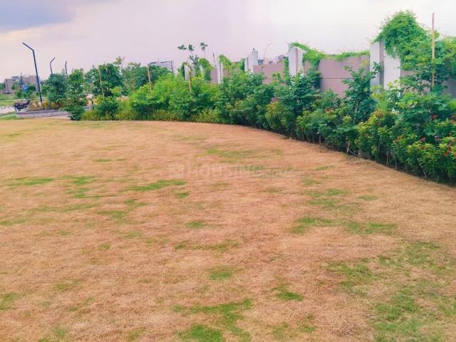 Residential Plot in County Walk Township for resale Indore. The reference number is 20193147