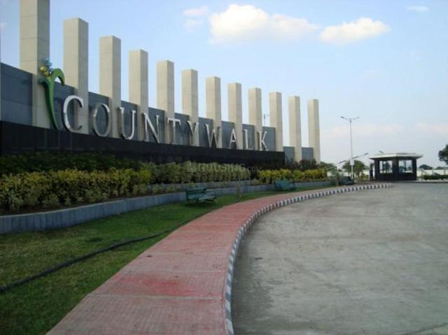 Residential Plot in County Walk Township for resale Indore. The reference number is 21072185