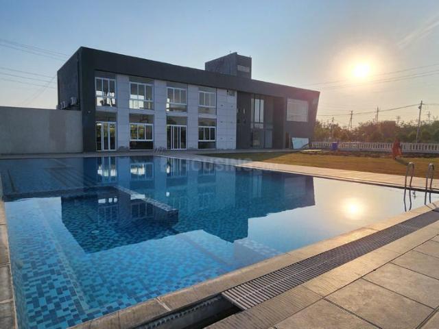 Residential Plot in County Walk Township for resale Indore. The reference number is 21249673