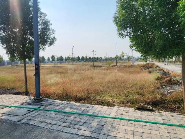 Residential Plot in County Walk Township for resale Indore. The reference number is 21251824