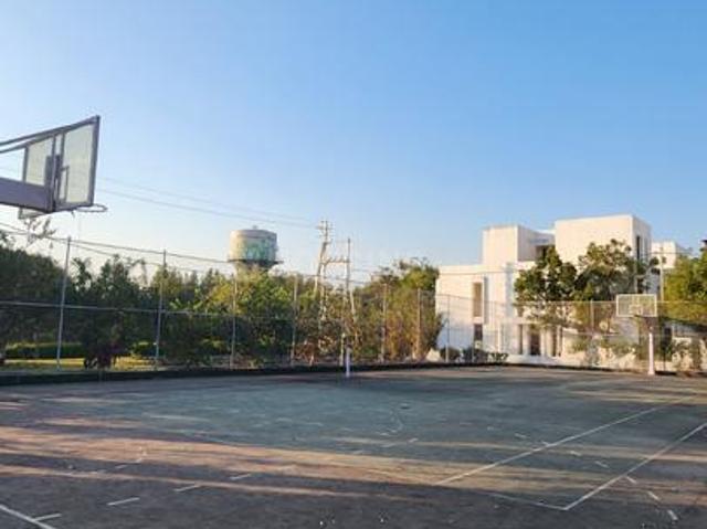 Residential Plot in County Walk Township for resale Indore. The reference number is 21356502