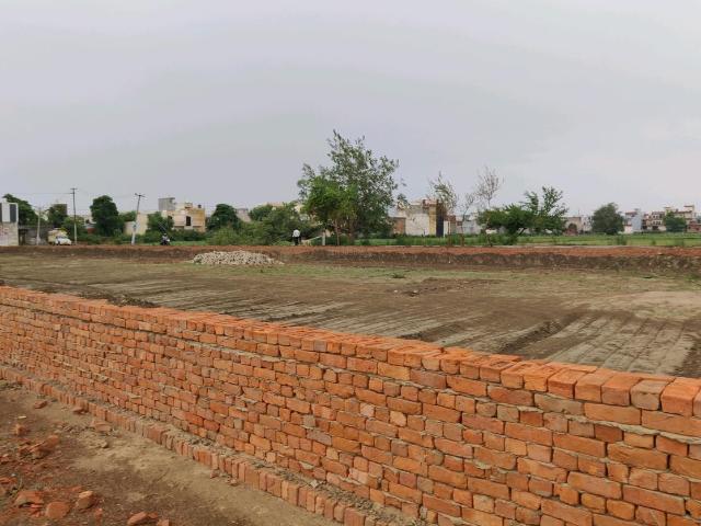 Residential Plot in Duhai for resale Ghaziabad. The reference number is 16843273