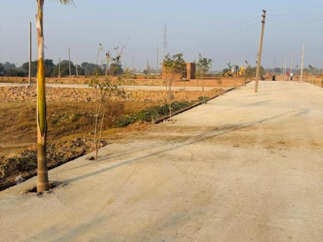 Residential Plot in Morta Village for resale Ghaziabad. The reference number is 19151178