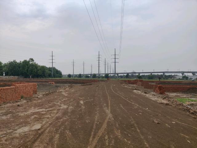 Residential Plot in Duhai for resale Ghaziabad. The reference number is 19608106