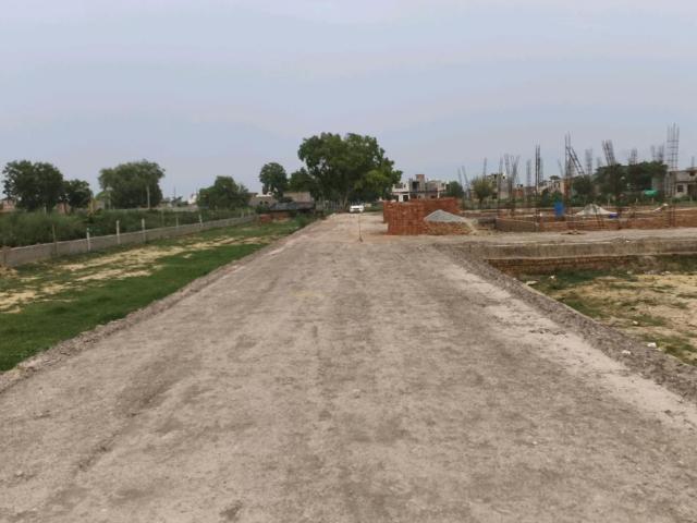 Residential Plot in Chhapraula for resale Ghaziabad. The reference number is 17640221