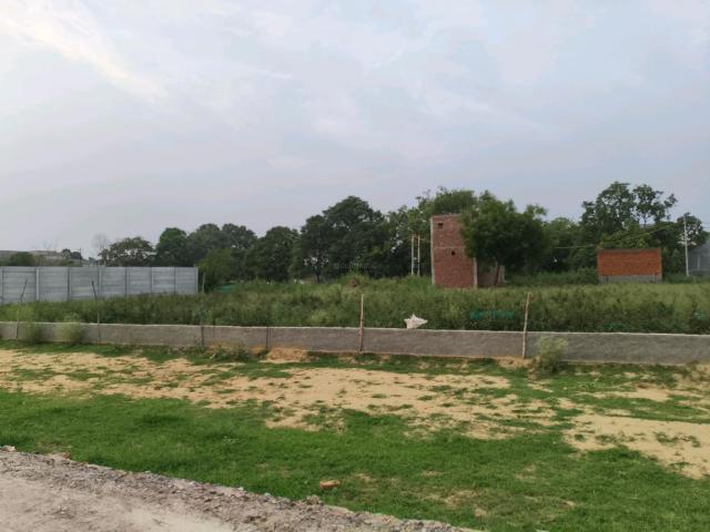 Residential Plot in Dadri for resale Greater Noida. The reference number is 17640235