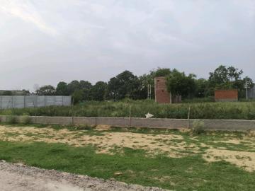 Chipiyana Buzurg, Ghaziabad, Ghaziabad District, Uttarakhand
