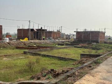 Chipiyana Buzurg, Ghaziabad, Ghaziabad District, Uttarakhand
