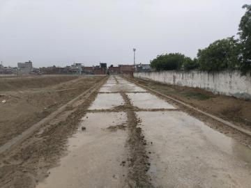 Chipiyana Buzurg, Ghaziabad, Ghaziabad District, Uttarakhand