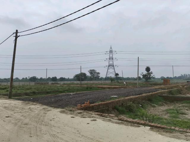 Residential Plot in Dadri for resale Greater Noida. The reference number is 20551168
