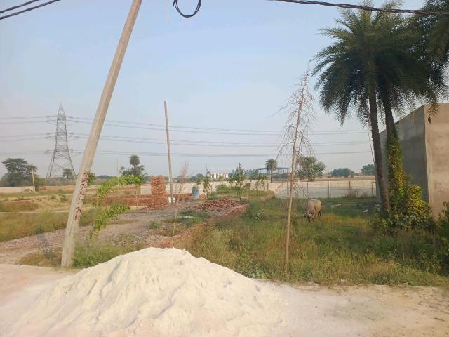 Residential Plot in Dadri for resale Greater Noida. The reference number is 20587113